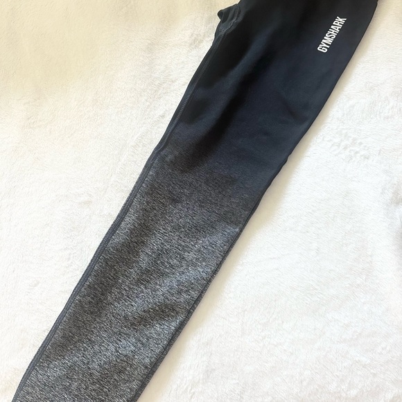 Gymshark Adapt Ombre Seamless Leggings - Black/Black Marl, Sz XS - Picture 5 of 5